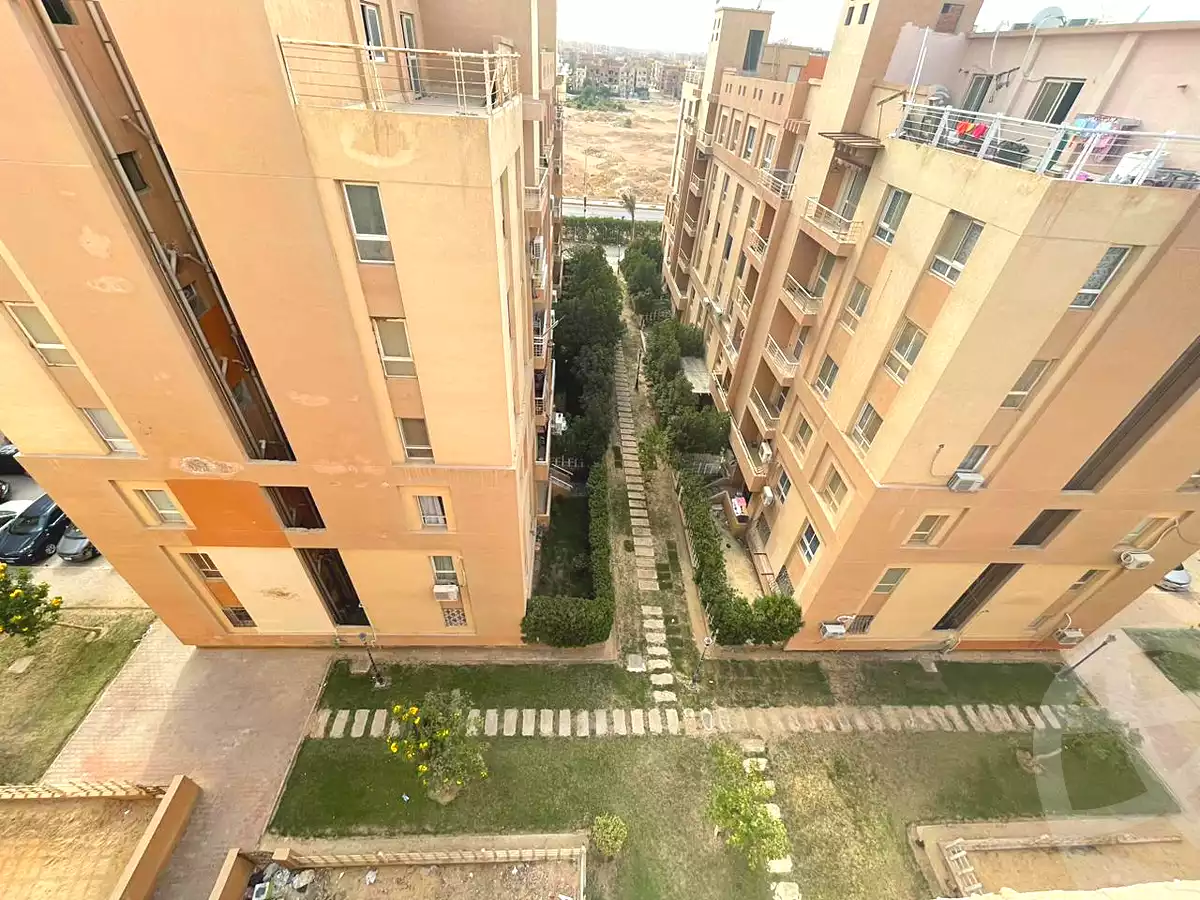 https://aqarmap.com.eg/ar/listing/7163891-for-sale-cairo-6th-of-october-compounds-pyramids-walk