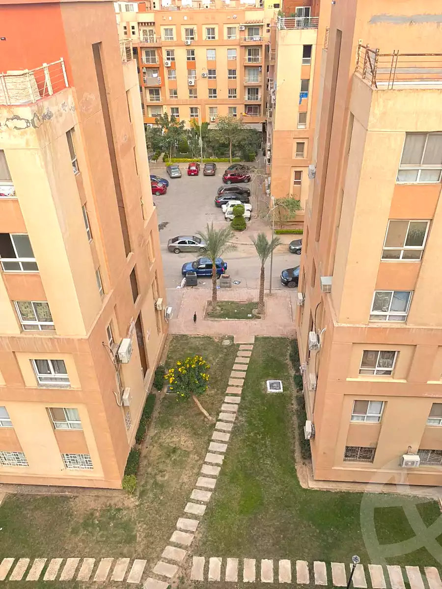 https://aqarmap.com.eg/ar/listing/7163891-for-sale-cairo-6th-of-october-compounds-pyramids-walk