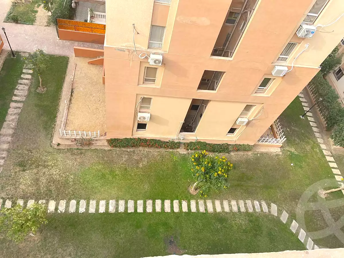 https://aqarmap.com.eg/ar/listing/7163891-for-sale-cairo-6th-of-october-compounds-pyramids-walk