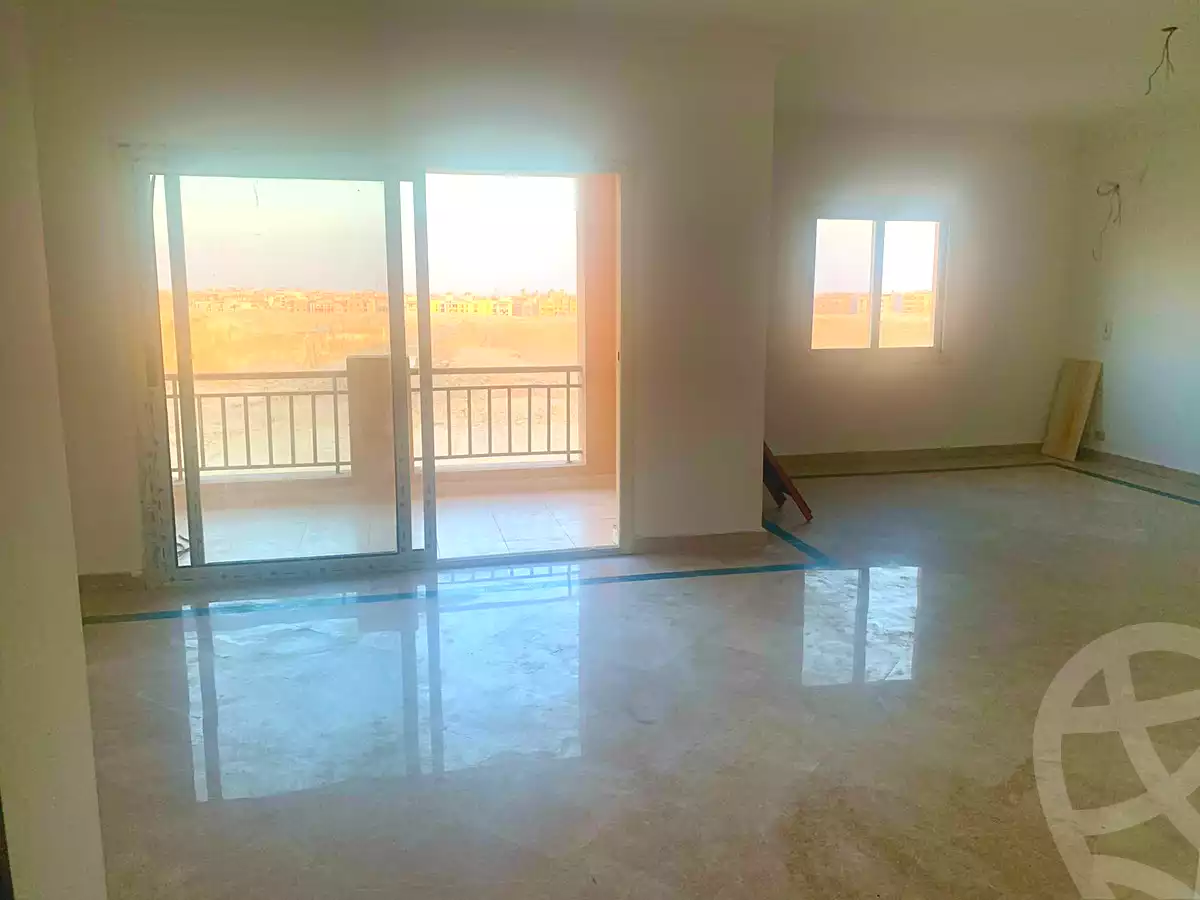 https://aqarmap.com.eg/ar/listing/7163929-for-sale-cairo-6th-of-october-compounds-dream-land-flower-resort