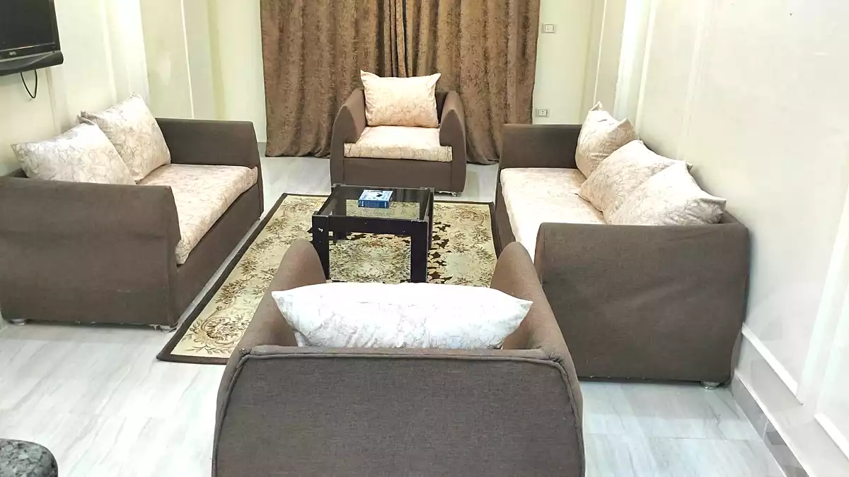 https://aqarmap.com.eg/ar/listing/7164087-for-rent-cairo-6th-of-october-hadaeq-october-compounds-djlh-blmz-m-mr-lmrshdy
