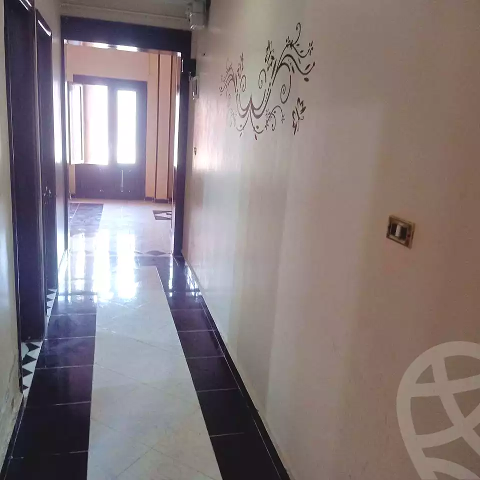 https://aqarmap.com.eg/ar/listing/7164137-for-sale-alexandria-al-agamy-lbytsh-shahr-al-assal-st