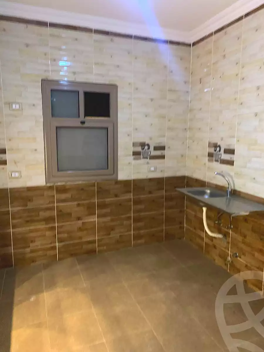 https://aqarmap.com.eg/ar/listing/7164166-for-rent-cairo-el-sheikh-zayed-city-el-hay-el-hady-ashaer-area-1-street-10
