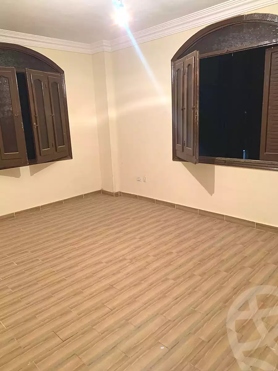 https://aqarmap.com.eg/ar/listing/7164166-for-rent-cairo-el-sheikh-zayed-city-el-hay-el-hady-ashaer-area-1-street-10