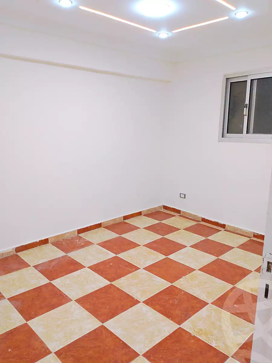https://aqarmap.com.eg/ar/listing/7164292-for-sale-alexandria-new-miami-street-10