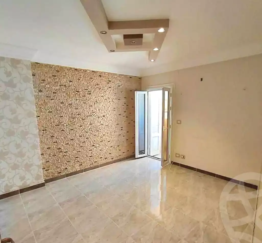 https://aqarmap.com.eg/ar/listing/7164294-for-sale-alexandria-sydy-bshr-sydy-bshr-bhry-khalil-hamada-st