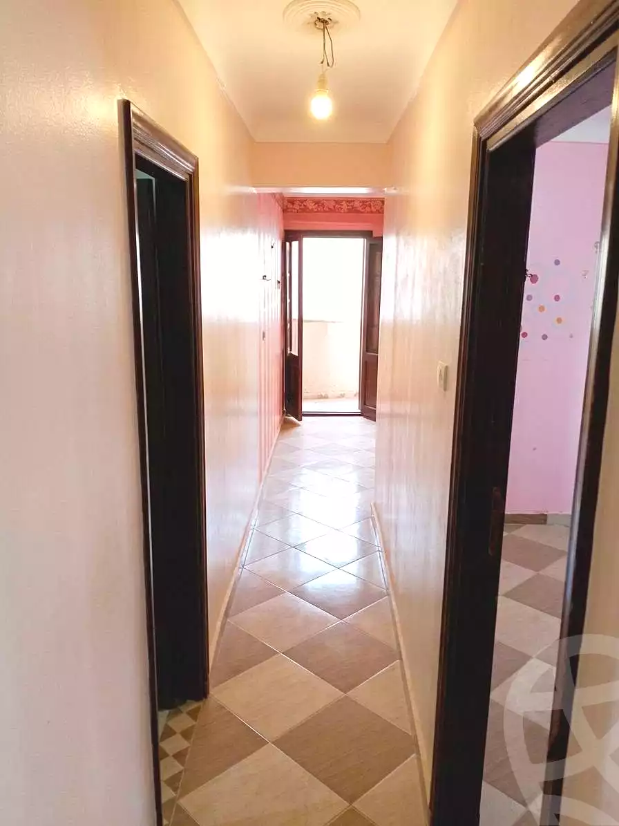 https://aqarmap.com.eg/ar/listing/7164329-for-sale-alexandria-new-miami-street-10