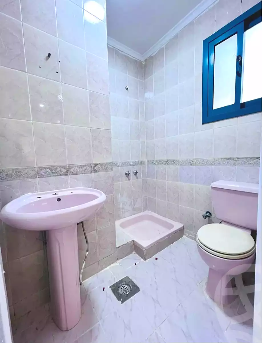 https://aqarmap.com.eg/ar/listing/7164392-for-sale-alexandria-al-agamy-shataa-el-nakheel