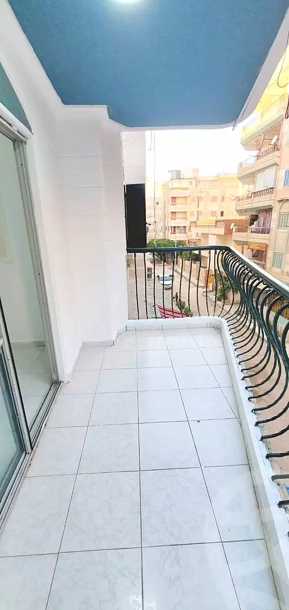 https://aqarmap.com.eg/en/listing/7164523-for-sale-alexandria-al-agamy-shataa-el-nakheel
