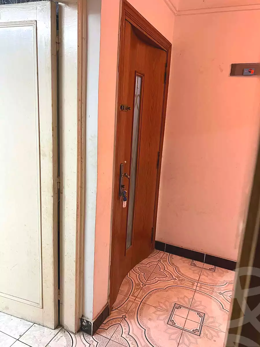 https://aqarmap.com.eg/ar/listing/7164901-for-sale-alexandria-sydy-bshr-sydy-bshr-bhry-shr-khld-bn-lwlyd