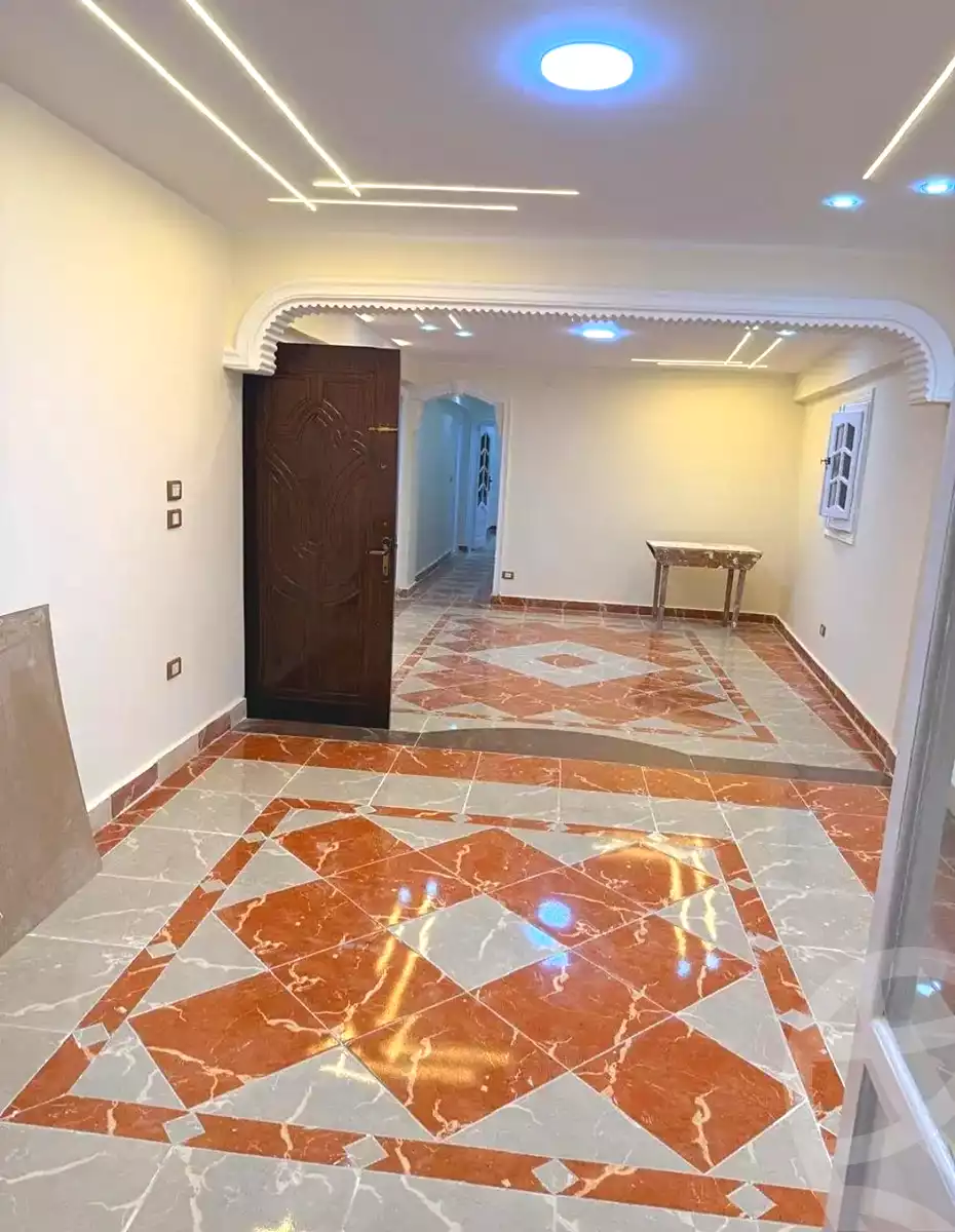 https://aqarmap.com.eg/ar/listing/7165100-for-sale-alexandria-al-agamy-lbytsh-bianchiii
