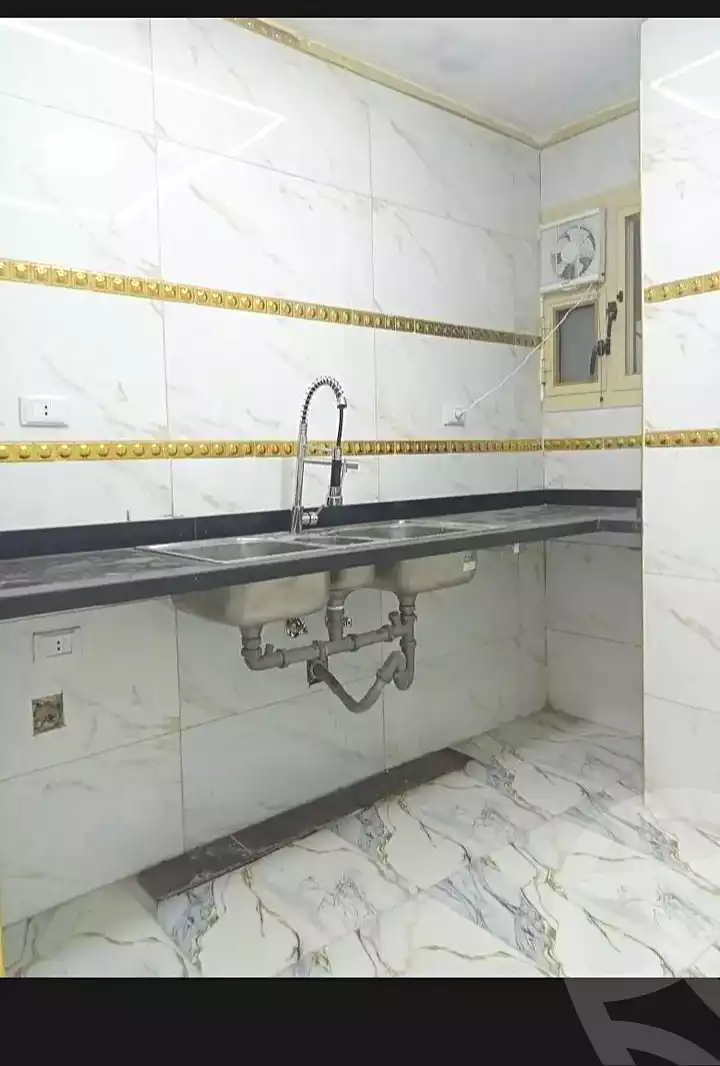 https://aqarmap.com.eg/en/listing/7165151-for-sale-alexandria-miami-shr-jml-bd-lnsr