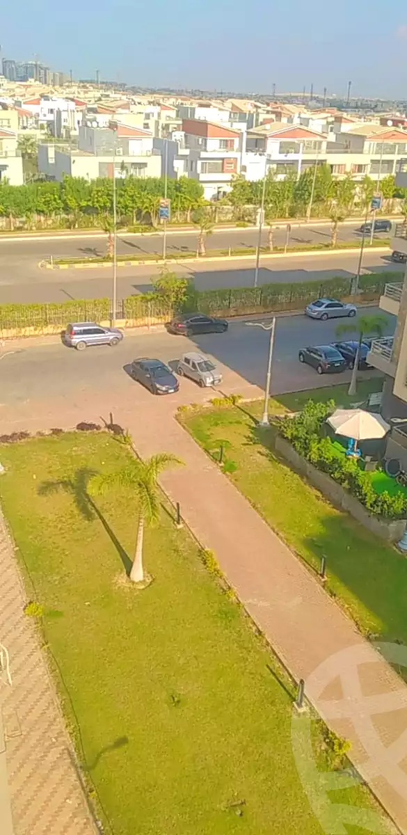 https://aqarmap.com.eg/ar/listing/7165255-for-rent-cairo-6th-of-october-compounds-jn-ktwbr