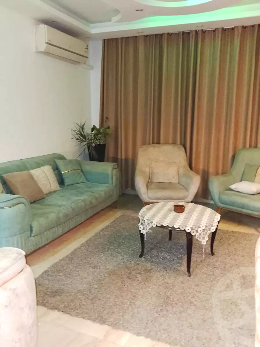 https://aqarmap.com.eg/ar/listing/7165255-for-rent-cairo-6th-of-october-compounds-jn-ktwbr