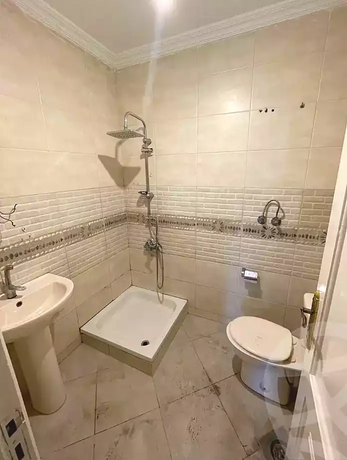 https://aqarmap.com.eg/ar/listing/7165289-for-sale-alexandria-moharram-bey-moharram-bek-st