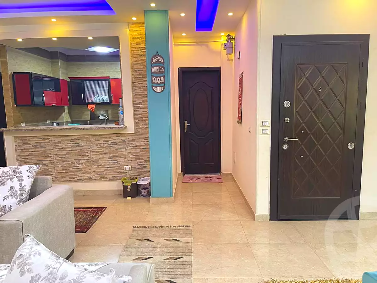 https://aqarmap.com.eg/en/listing/7165336-for-rent-cairo-6th-of-october-el-ahyaa-neighborhood-2nd-divided-from-al-kafrawei-st