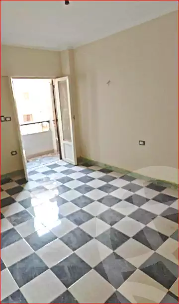 https://aqarmap.com.eg/ar/listing/7165412-for-sale-cairo-helwan-helwan-el-sharkeya-mostafa-safwat-st