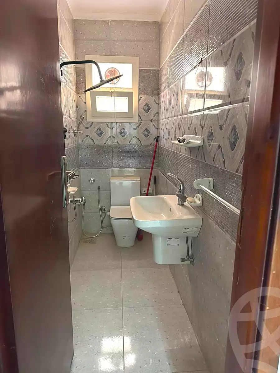 https://aqarmap.com.eg/ar/listing/7165429-for-rent-cairo-new-cairo-el-lotus-lotus-south