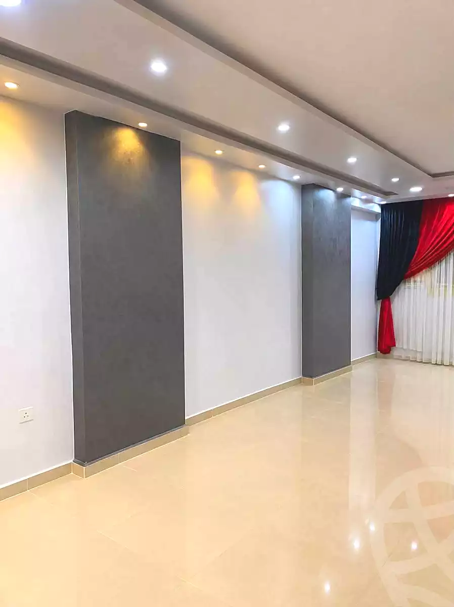 https://aqarmap.com.eg/ar/listing/7165655-for-sale-cairo-helwan-helwan-el-sharkeya-omar-ibn-abd-el-aziz-st