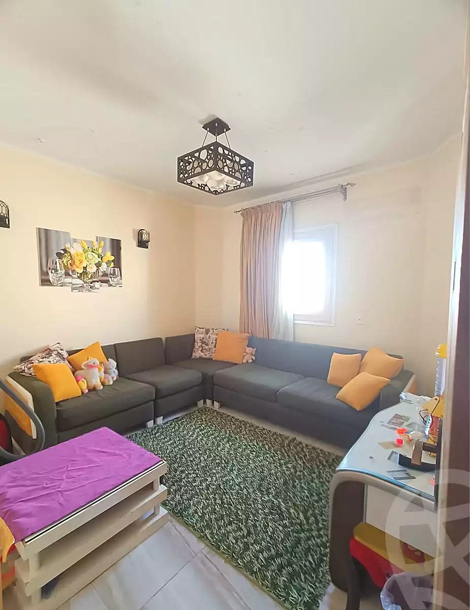 https://aqarmap.com.eg/ar/listing/7165663-for-sale-cairo-6th-of-october-el-ahyaa-neighborhood-1st-al-maahad