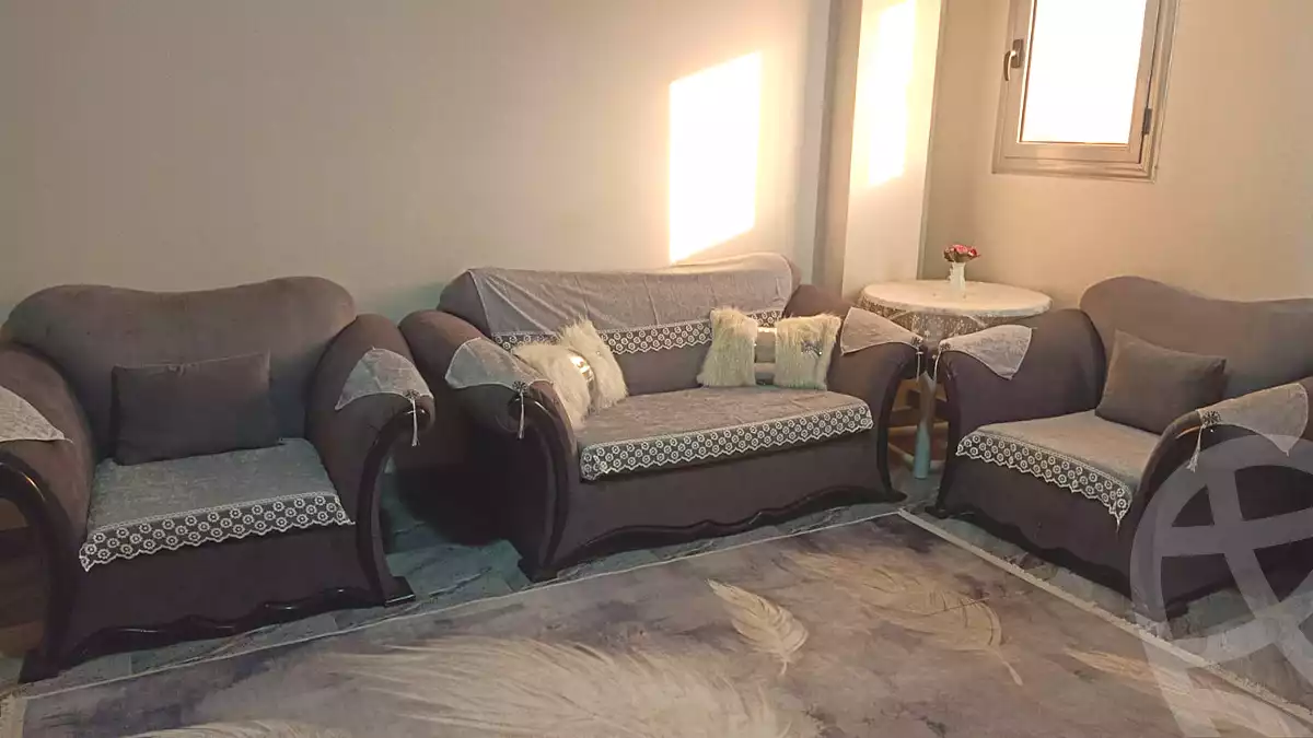 https://aqarmap.com.eg/ar/listing/7165708-for-sale-cairo-6th-of-october-el-ahyaa-neighborhood-3rd-al-hay-al-thalith-st