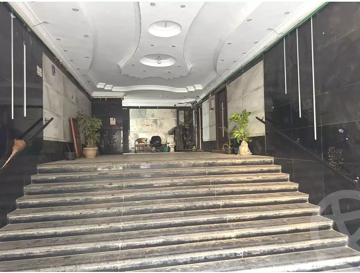 https://aqarmap.com.eg/ar/listing/7165792-for-sale-cairo-el-haram-el-lebeny-ali-sabry-st