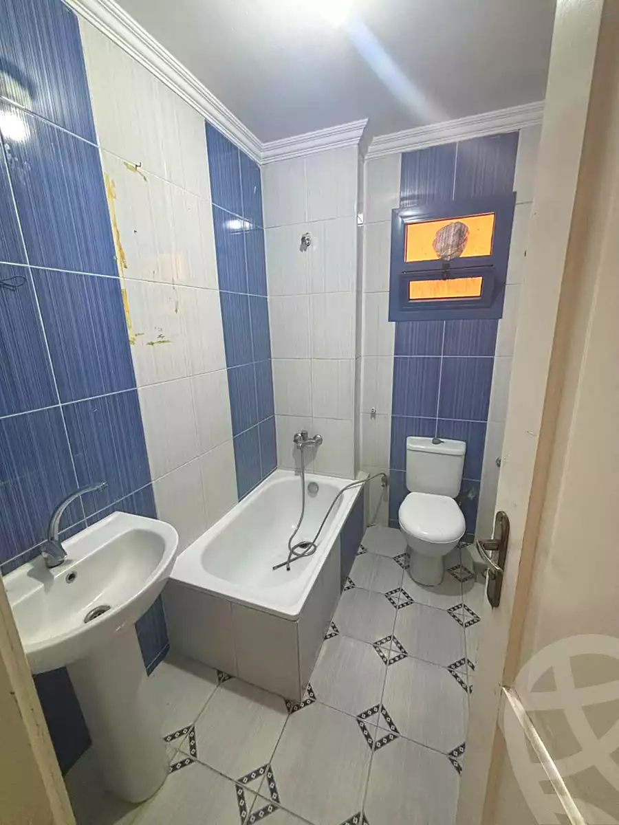 https://aqarmap.com.eg/ar/listing/7165951-for-sale-cairo-6th-of-october-el-ahyaa-neighborhood-1st-nabil-el-sherbini-st