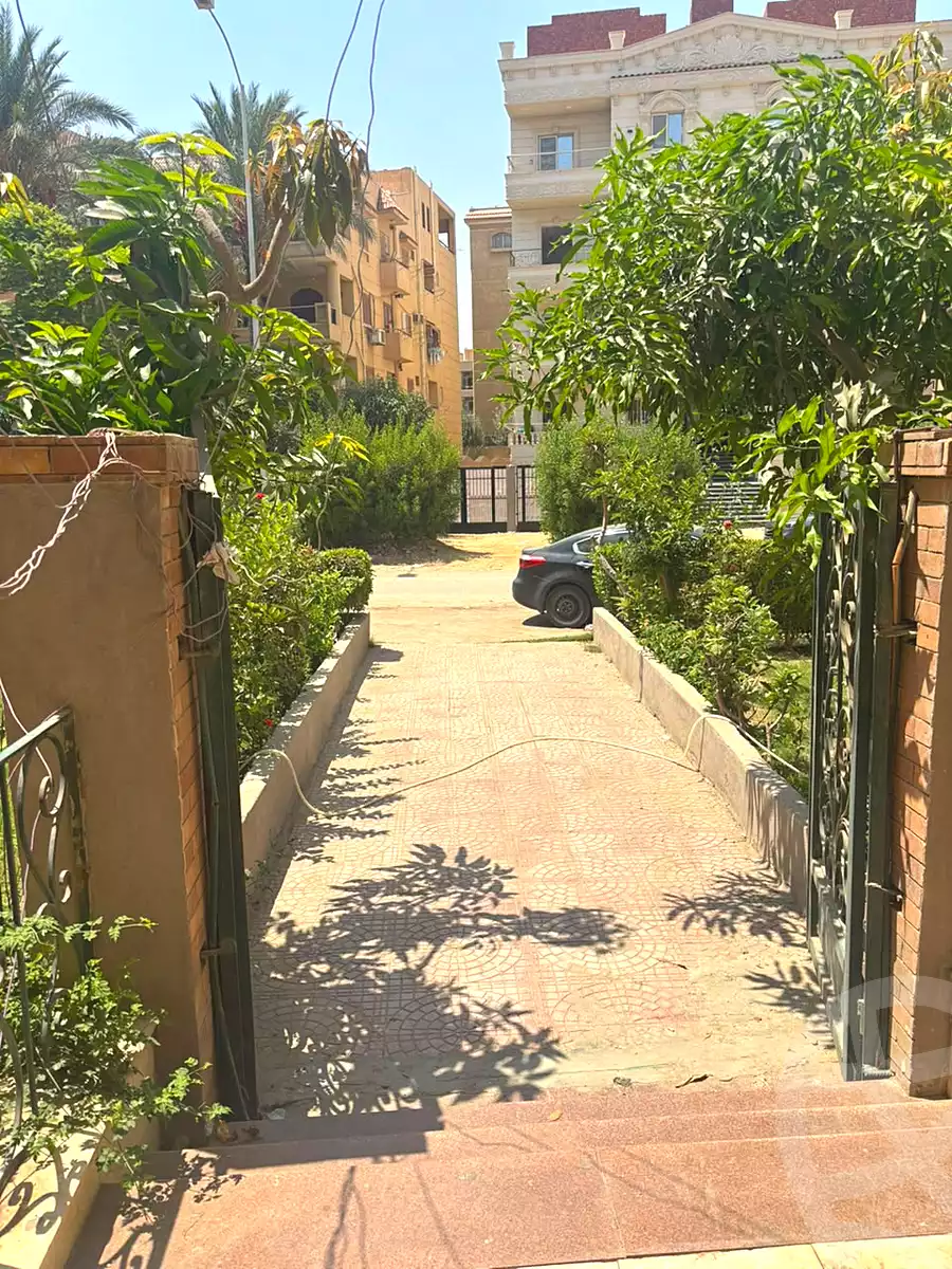 https://aqarmap.com.eg/ar/listing/7165951-for-sale-cairo-6th-of-october-el-ahyaa-neighborhood-1st-nabil-el-sherbini-st