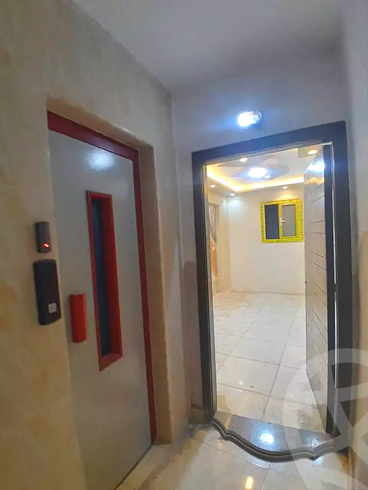 https://aqarmap.com.eg/ar/listing/7165972-for-sale-alexandria-el-mandara-shr-30