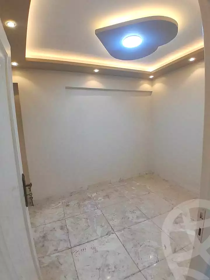 https://aqarmap.com.eg/ar/listing/7165972-for-sale-alexandria-el-mandara-shr-30