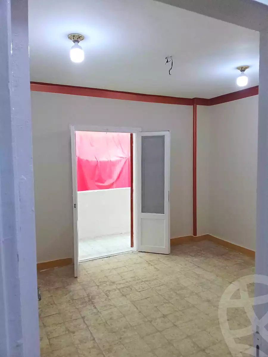https://aqarmap.com.eg/ar/listing/7166058-for-sale-alexandria-al-agamy-el-hanouvel