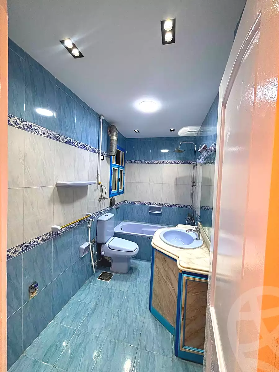 https://aqarmap.com.eg/ar/listing/7166675-for-sale-alexandria-sydy-bshr-sydy-bshr-bhry-shr-mhmwd-l-yswy