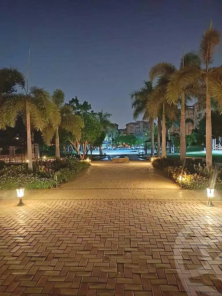 https://aqarmap.com.eg/ar/listing/7166773-for-sale-cairo-new-cairo-compounds-hayati-residence