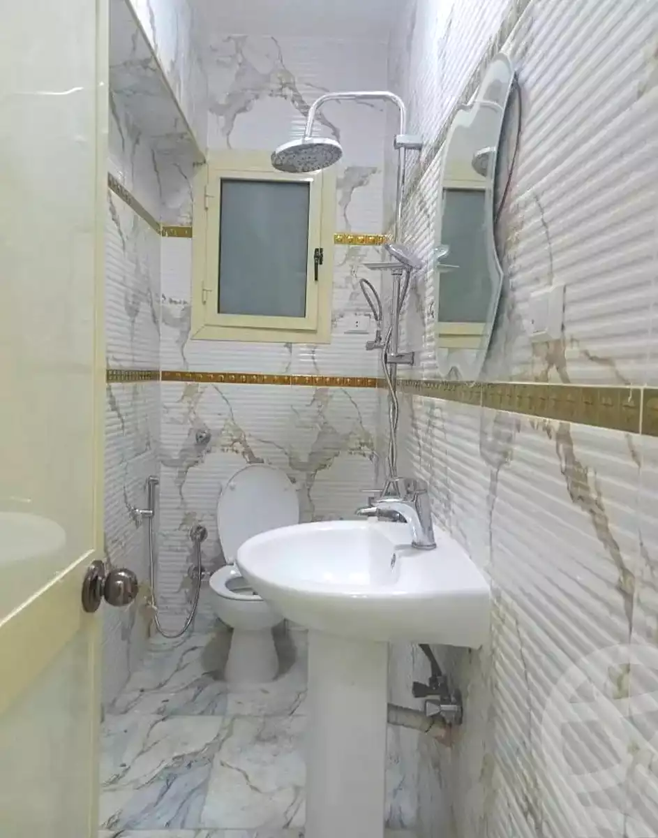 https://aqarmap.com.eg/ar/listing/7166858-for-sale-alexandria-miami-shr-jml-bd-lnsr