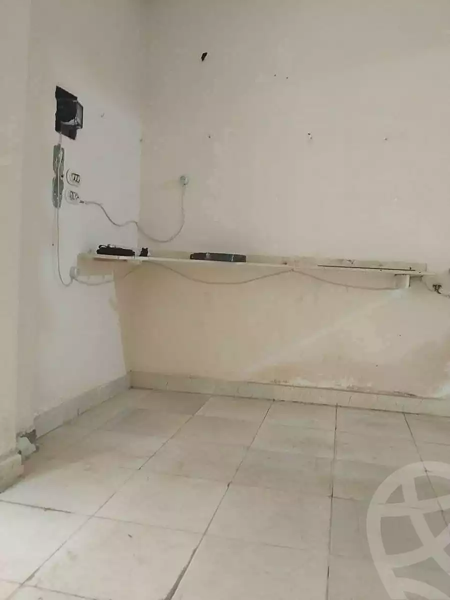 https://aqarmap.com.eg/ar/listing/7166946-for-rent-alexandria-al-agamy-el-hanouvel-al-haded-we-al-soulb-st