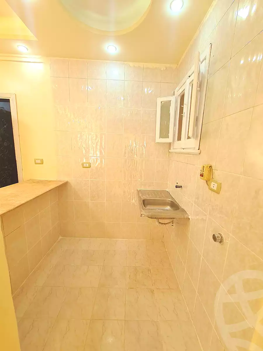 https://aqarmap.com.eg/ar/listing/7166980-for-sale-alexandria-al-agamy-shataa-el-nakheel