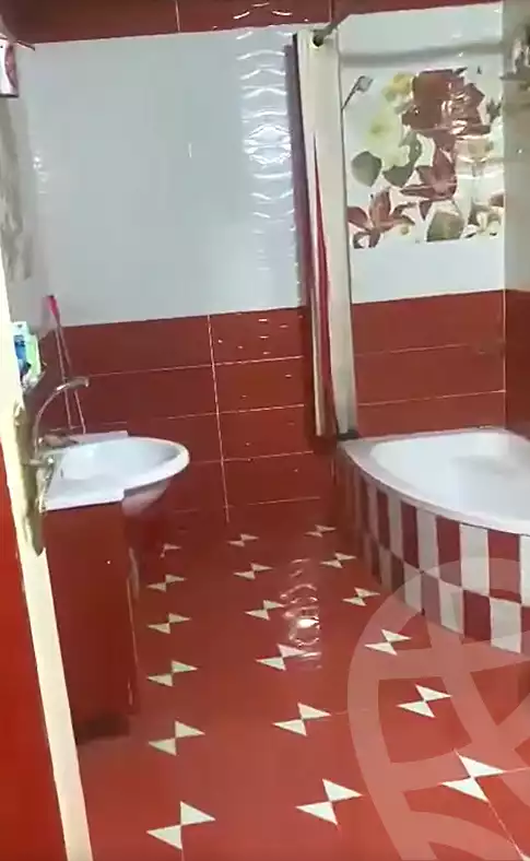 https://aqarmap.com.eg/ar/listing/7167063-for-sale-cairo-el-haram-shareaa-khatem-el-morsalen
