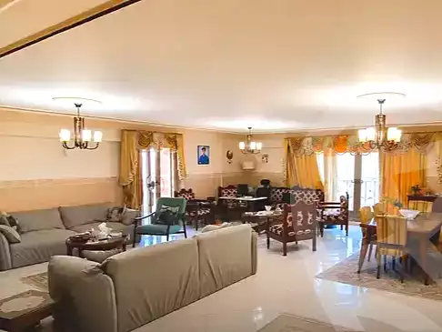 https://aqarmap.com.eg/ar/listing/7167488-for-sale-alexandria-zezenia-riad-st