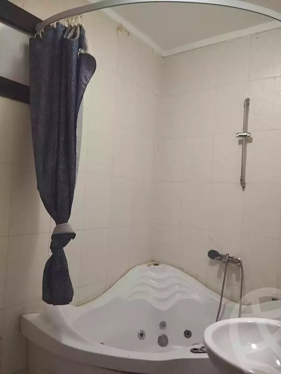 https://aqarmap.com.eg/ar/listing/7167558-for-rent-cairo-new-cairo-el-narges-el-narges-omarat-mohamed-sabry-abu-alam-st
