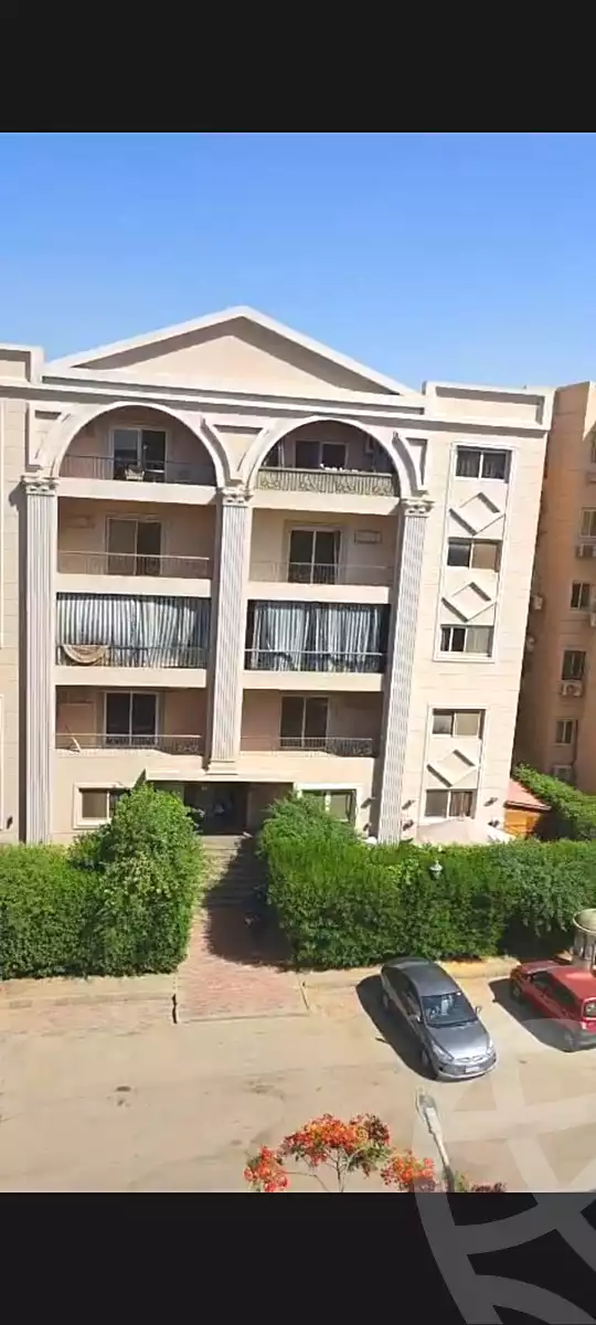 https://aqarmap.com.eg/ar/listing/7167575-for-sale-cairo-new-cairo-compounds-el-masrawiyeh