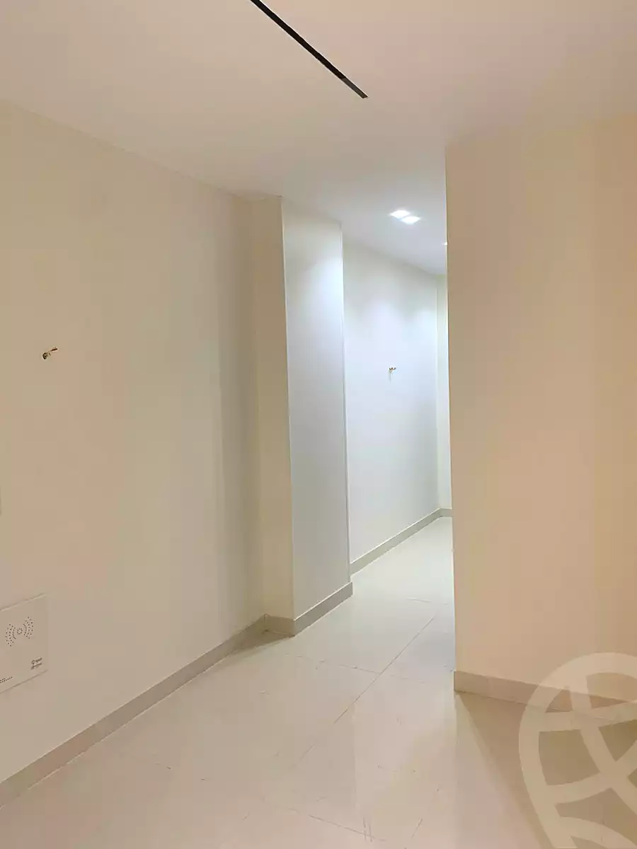 https://aqarmap.com.eg/ar/listing/7167583-for-sale-cairo-new-cairo-compounds-kmbwnd-ldf-lwtny