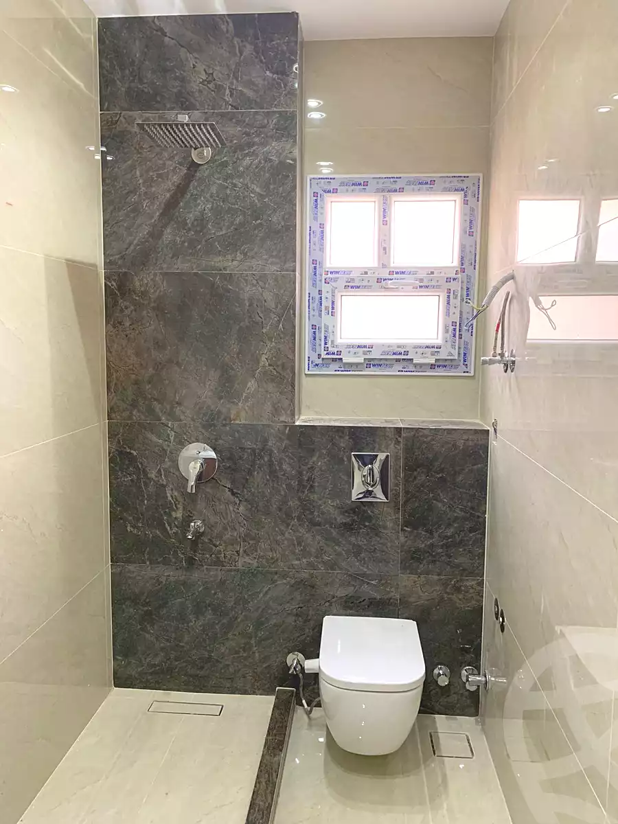 https://aqarmap.com.eg/ar/listing/7167583-for-sale-cairo-new-cairo-compounds-kmbwnd-ldf-lwtny