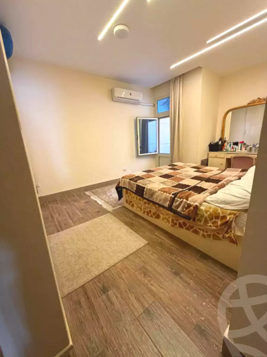 https://aqarmap.com.eg/ar/listing/7167590-for-sale-cairo-new-cairo-el-narges-el-narges-2-pilot-halawany-st