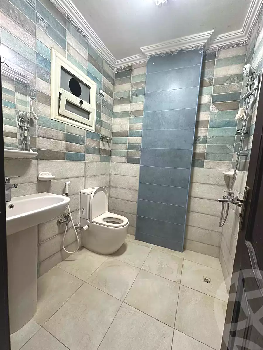 https://aqarmap.com.eg/en/listing/7167708-for-sale-cairo-6th-of-october-el-ahyaa-neighborhood-3rd-al-hay-al-thalith-st