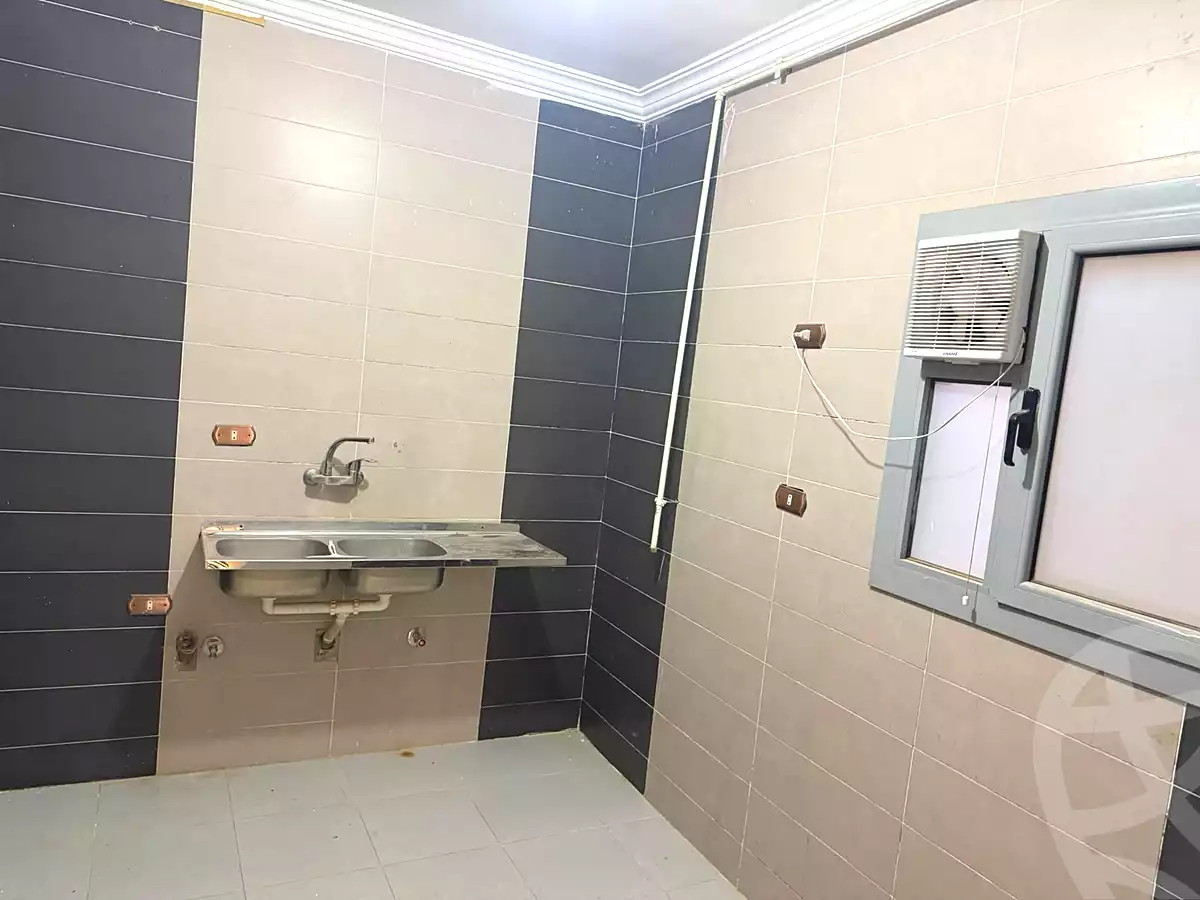 https://aqarmap.com.eg/ar/listing/7167945-for-rent-cairo-6th-of-october-el-ahyaa-neighborhood-3rd-street-31