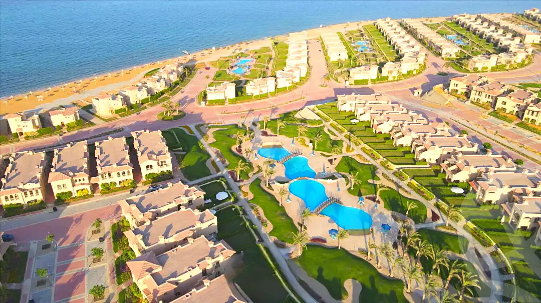 https://aqarmap.com.eg/ar/listing/7168075-for-sale-ain-elsokhna-resorts-la-vista-gardens