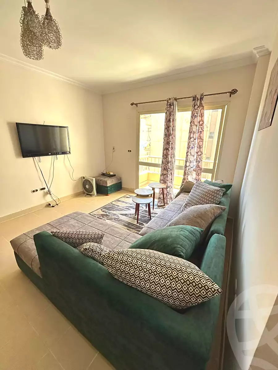 https://aqarmap.com.eg/ar/listing/7168077-for-rent-cairo-el-sheikh-zayed-city-el-hay-el-rabeaa-al-mostakbal-st