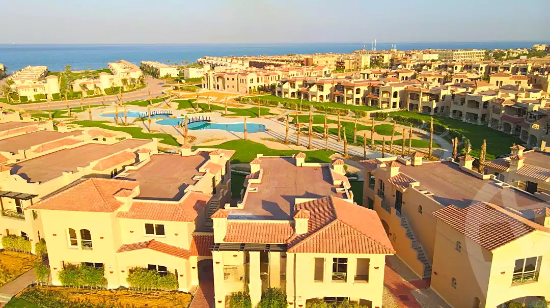 https://aqarmap.com.eg/ar/listing/7168196-for-sale-ain-elsokhna-resorts-la-vista-gardens