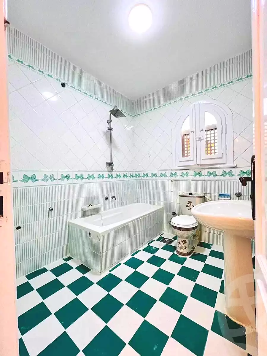 https://aqarmap.com.eg/ar/listing/7168226-for-sale-alexandria-al-agamy-shataa-el-nakheel
