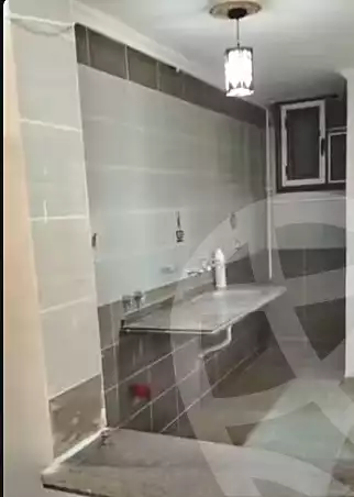 https://aqarmap.com.eg/ar/listing/7168413-for-rent-alexandria-new-miami-eskot